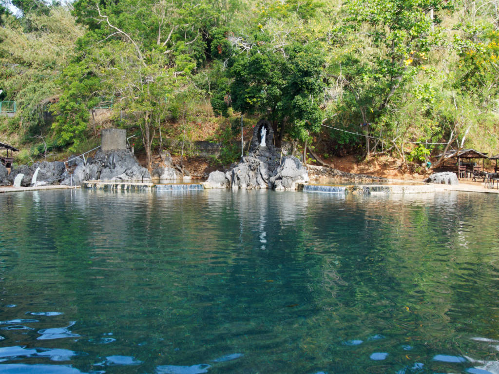 coron-hot-spring